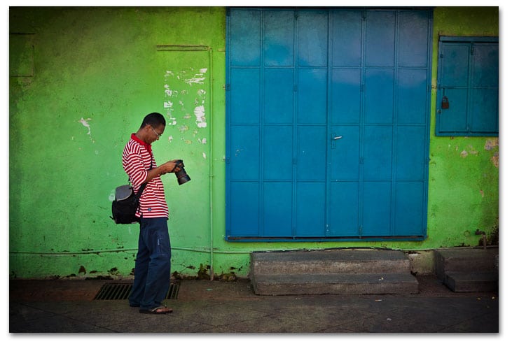 f/2.8, 1/800 sec, at 48mm, 100 ISO, on a Canon EOS 5D Mark II f/2.8, 1/800 sec, at 48mm, 100 ISO, on a Canon EOS 5D Mark II