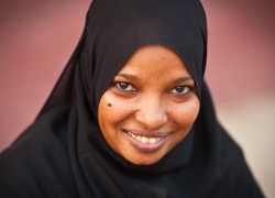 f/1.8, 1/100 sec, at 85mm, 320 ISO, on a Canon EOS 5D Mark II