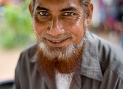 f/1.8, 1/250 sec, at 50mm, 100 ISO, on a Canon EOS 5D