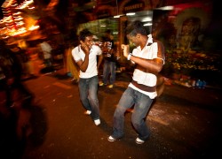 f/2.8, 1/5 sec, at 16mm, 400 ISO, on a Canon EOS 5D Mark II