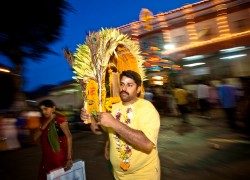 f/7.1, 1/13 sec, at 16mm, 400 ISO, on a Canon EOS 5D Mark II